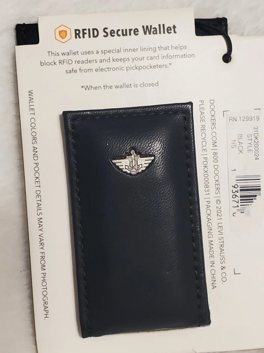 Dockers RFID Secure Wallet Color: Black Brand New With Tags!